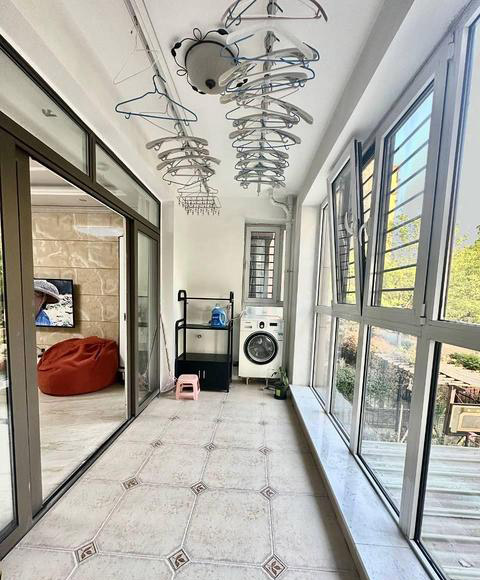 金日紫都地铁口房产韩式精装修拎包入住